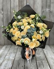 Букет цветов из:  Розы и Лизиантусы #REPLACE_PRED# Верхоянске