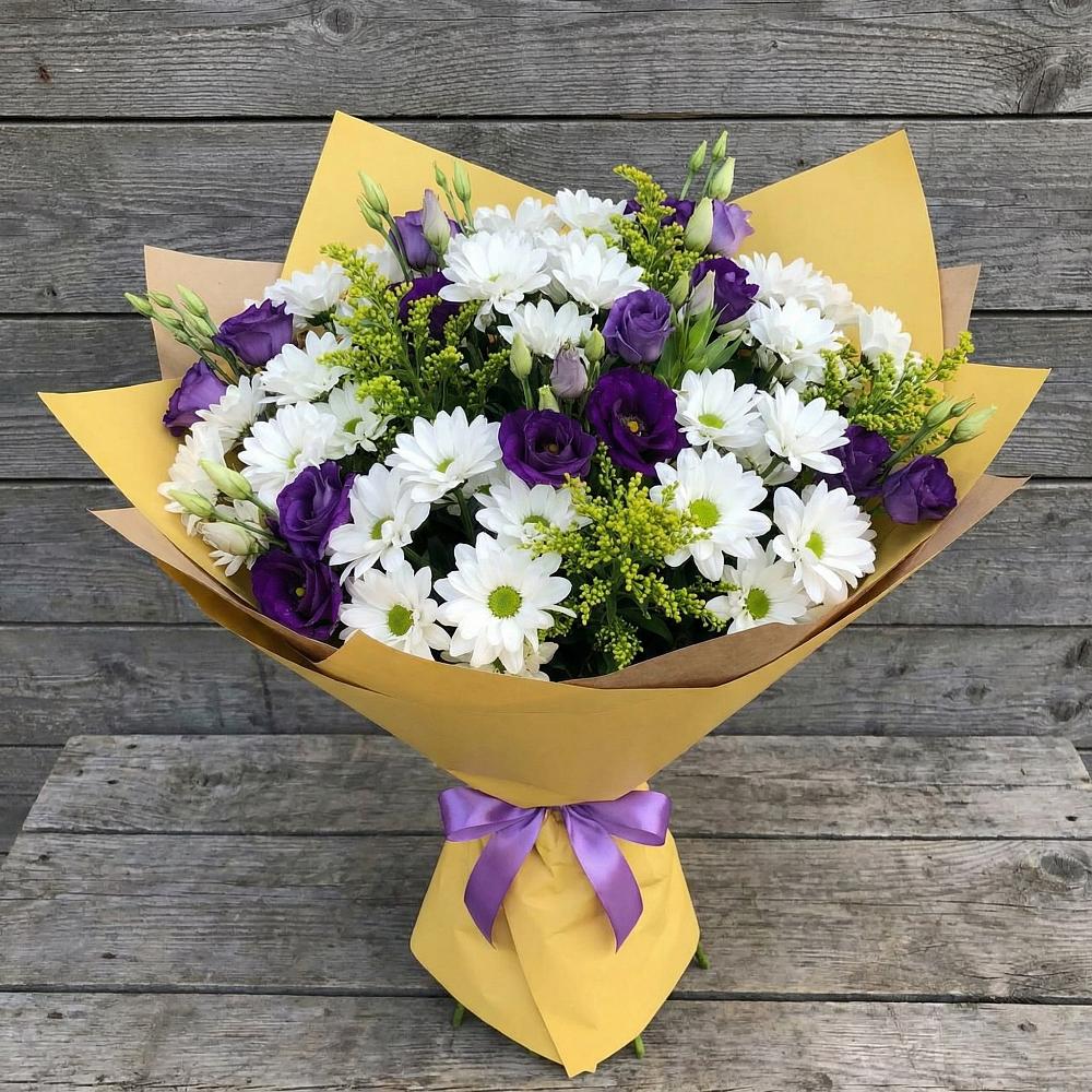 Букет цветов из: Ирисы, Хризантемы и Ромашки в Верхоянске