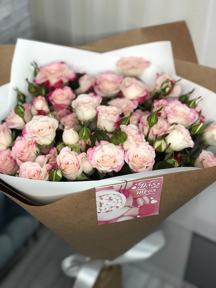 Букет цветов из: Розы в Верхоянске