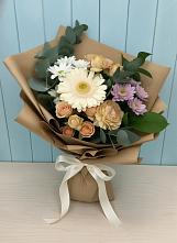 Букет цветов из:  Герберы и Хризантемы в Верхоянске