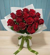 Букет Красные розы в Верхоянске