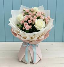 Букет цветов из:  Розы в Верхоянске