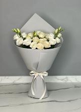 Букет цветов из:  Розы и Лизиантусы #REPLACE_PRED# Верхоянске